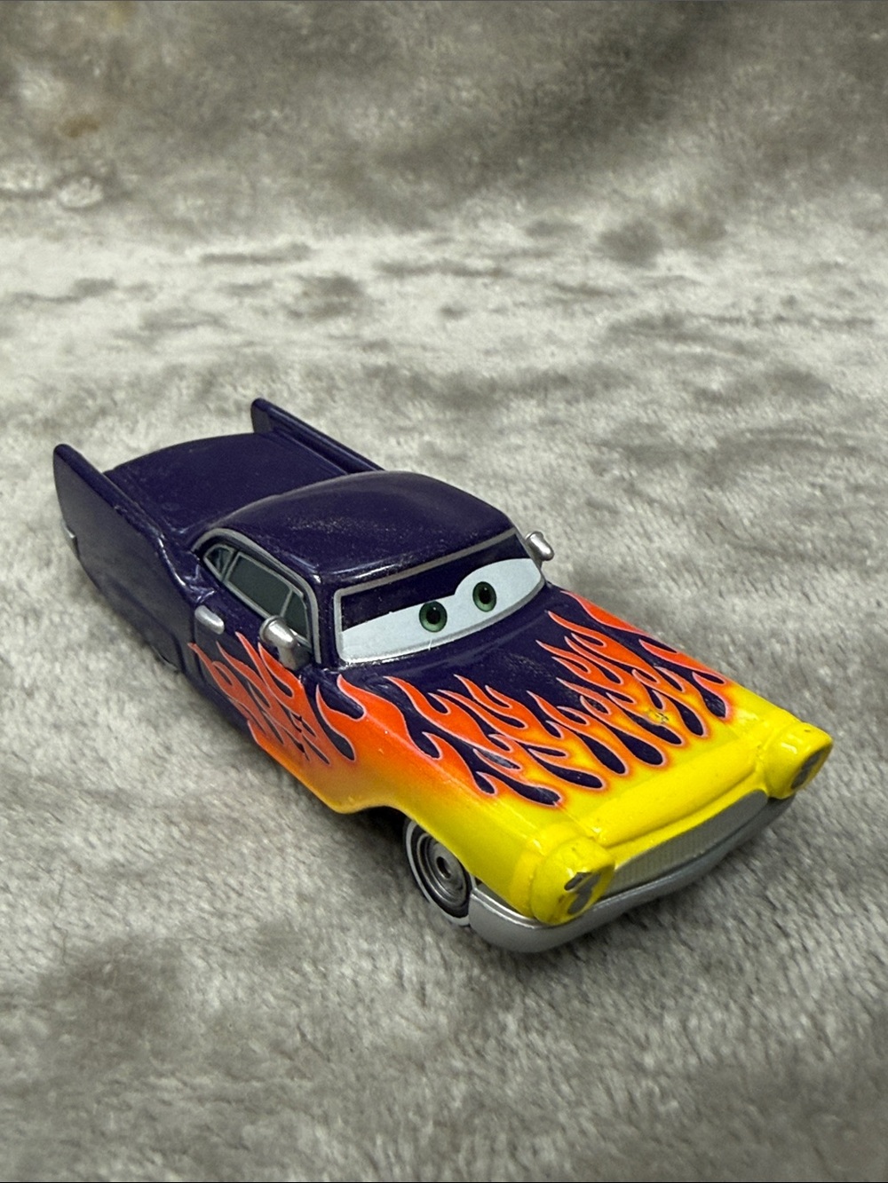 ๐๏ธ Disney Pixar Cars Rare Greta 1:55 Diecast Purple With Flames On Hood & Side